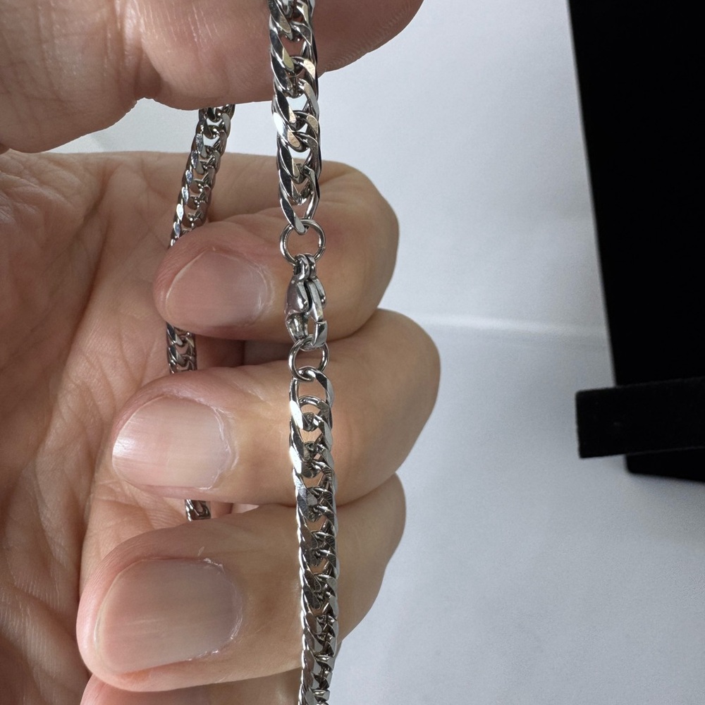 Silver Chain Bracelet - Picture 4 of 6
